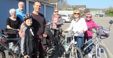 Start der SPD-Stadt-Rad-Tour: Sichere Radwege. Foto: Hanspeter Hauke