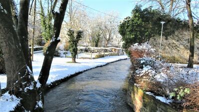 Rechts vom Mühlbach soll das neue Quartier entstehen. Foto: Hp Hauke